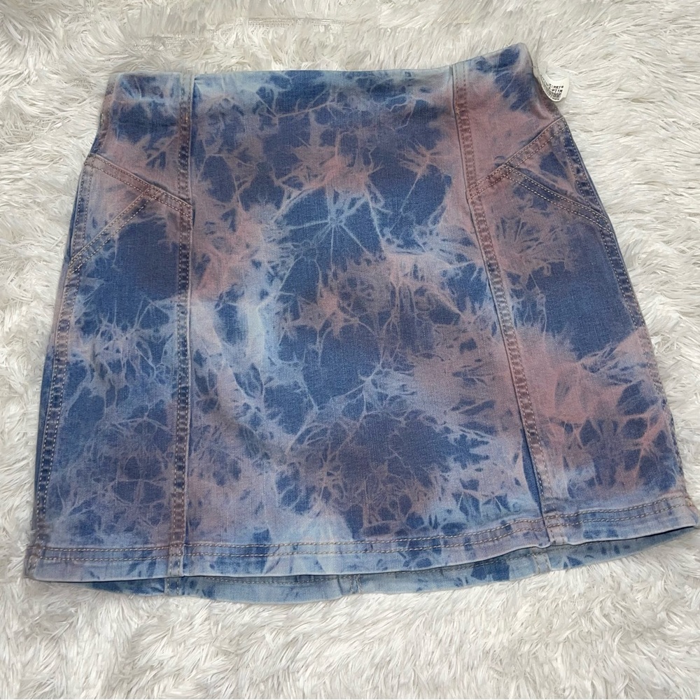 Mini blue Jean Tye dye skirt